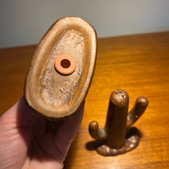 Vintage Treasure Craft ARIZONA Road Runner and Cactus Salt & Pepper Set - Picture 12 of 12